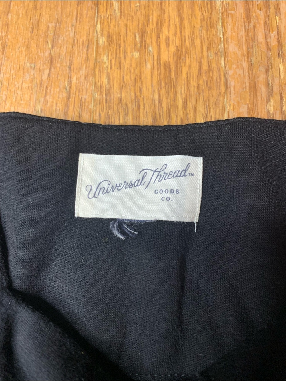 Universal Thread Black Square Neck Flowy Top Size Large - Picture 3 of 7